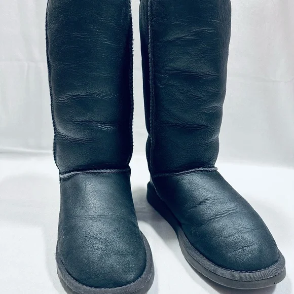 UGG Pewter Metallic Classic Tall Shearling Boots - Sz W5 - Rare Style 5823 - Picture 3 of 11
